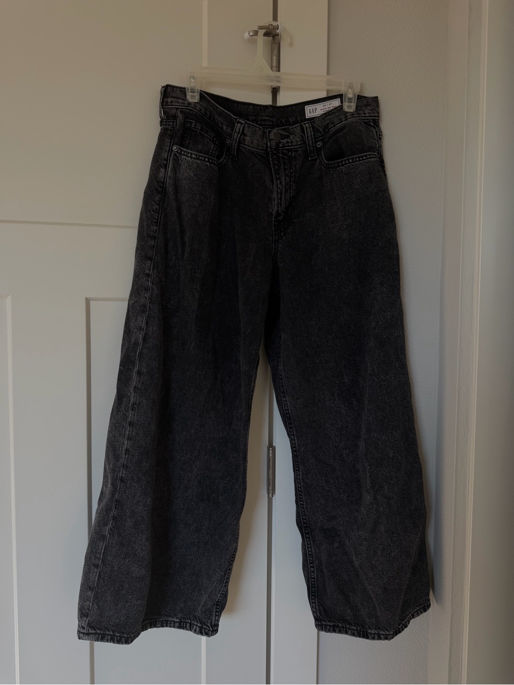GAP Baggy Mid-Rise Wide Leg Jeans in Washed Black